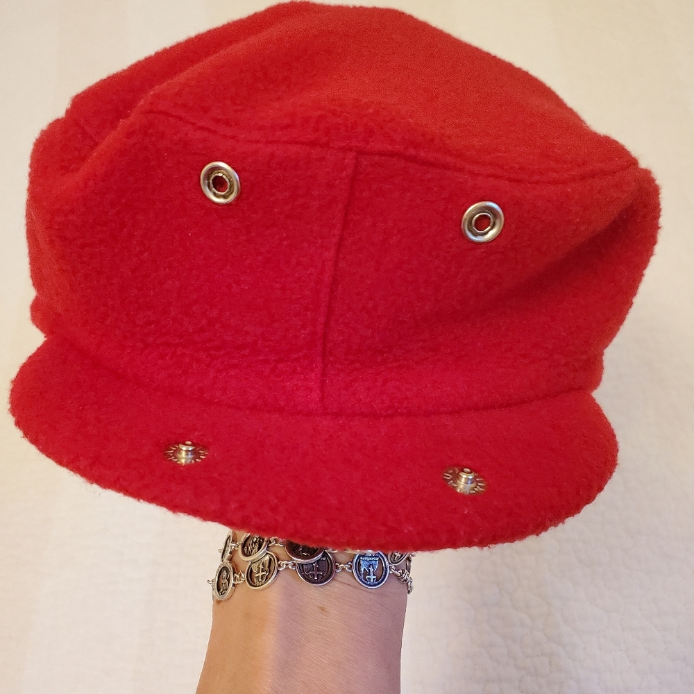 Hat - Picture 2 of 6